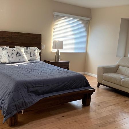 Pacific Breeze Right Next To Huntington Beach Pier! Steps From Beach!! Exterior foto